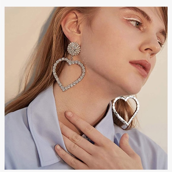 NEW Crystal Heart Drop Earrings - Picture 4 of 4